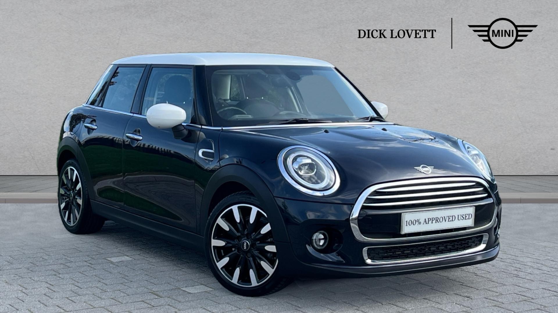 Main listing image - MINI Hatchback 5dr