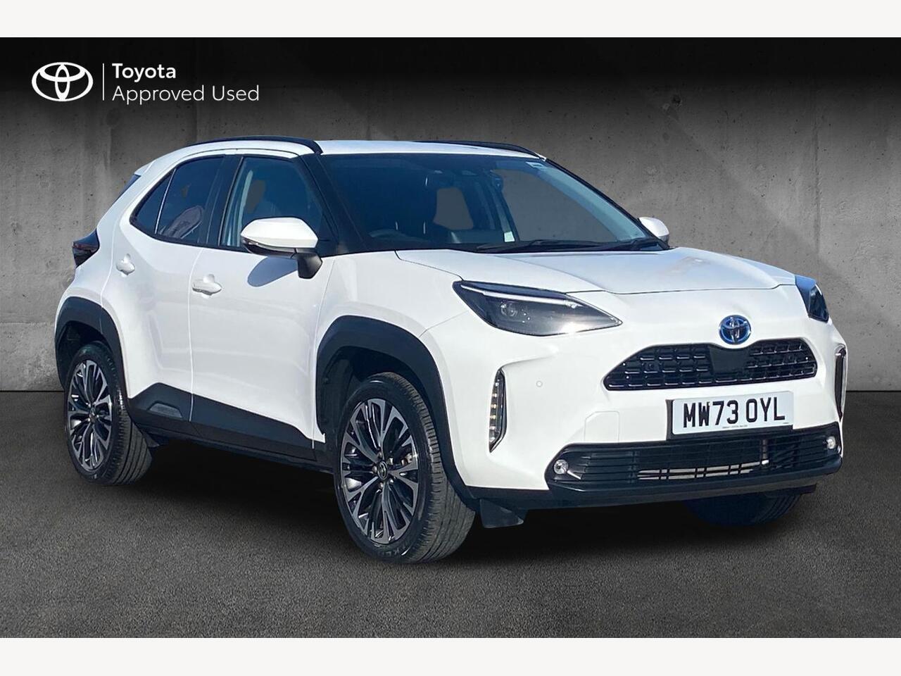 Main listing image - Toyota Yaris Cross