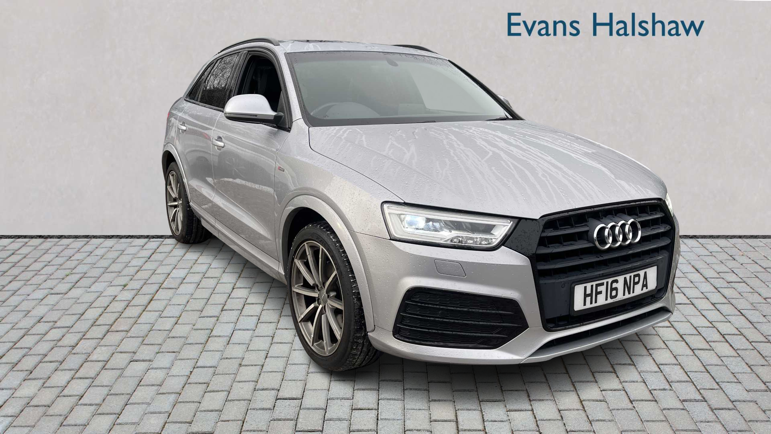 Main listing image - Audi Q3