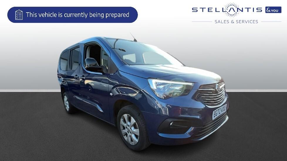 Main listing image - Vauxhall Combo Life