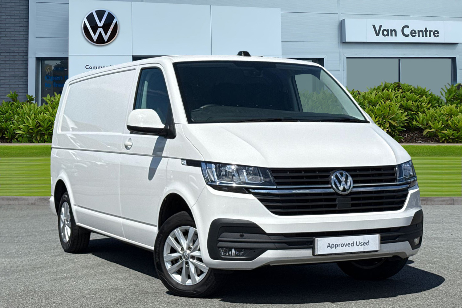 Main listing image - Volkswagen Transporter