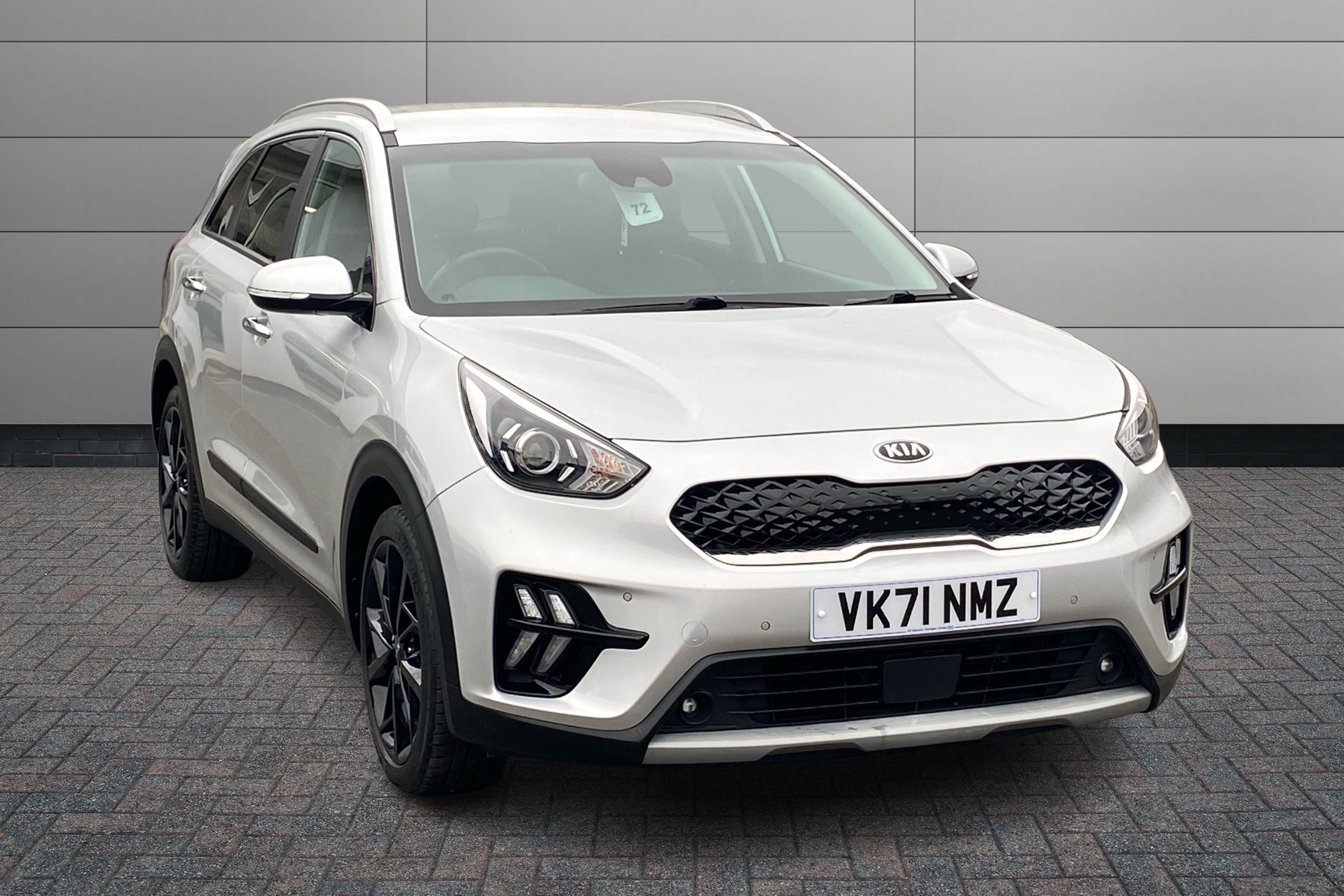 Main listing image - Kia Niro