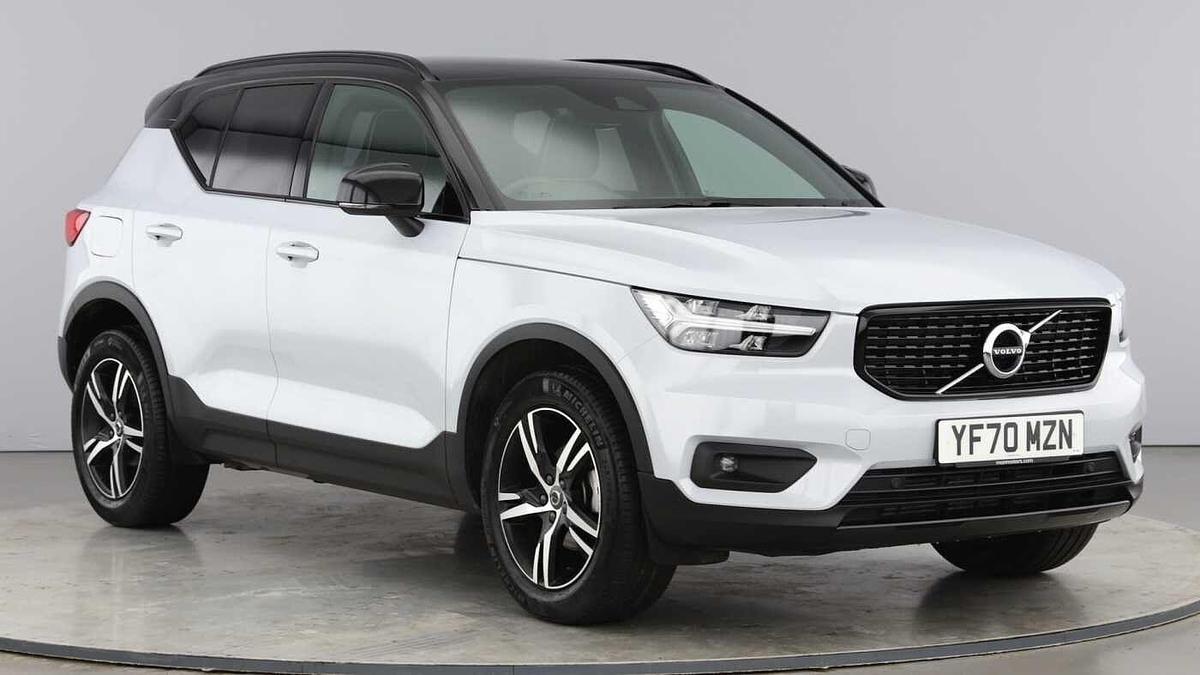 Main listing image - Volvo XC40