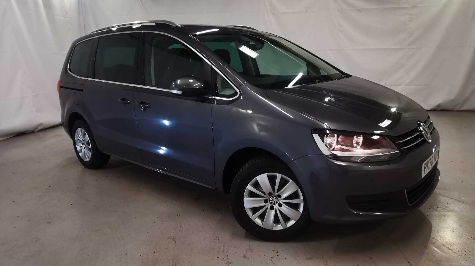 Main listing image - Volkswagen Sharan