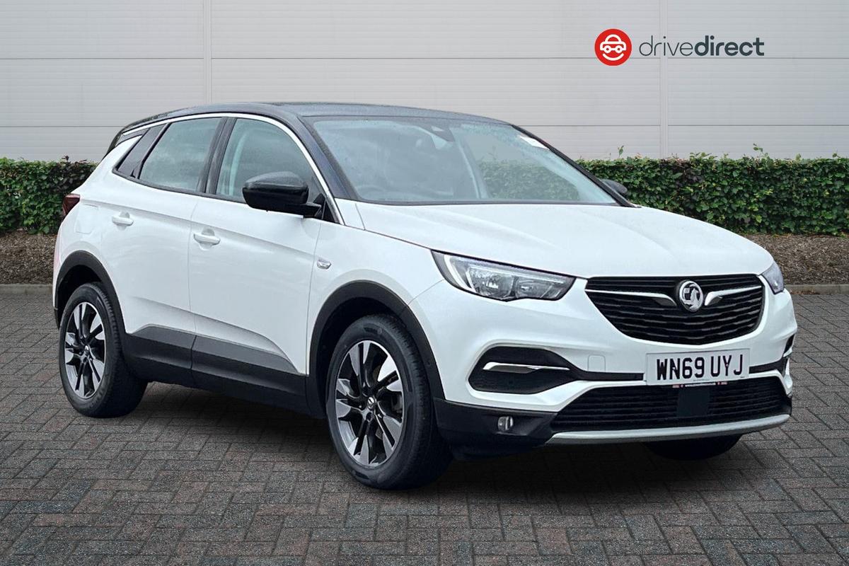 Main listing image - Vauxhall Grandland X