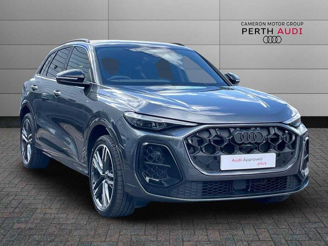 Main listing image - Audi Q5