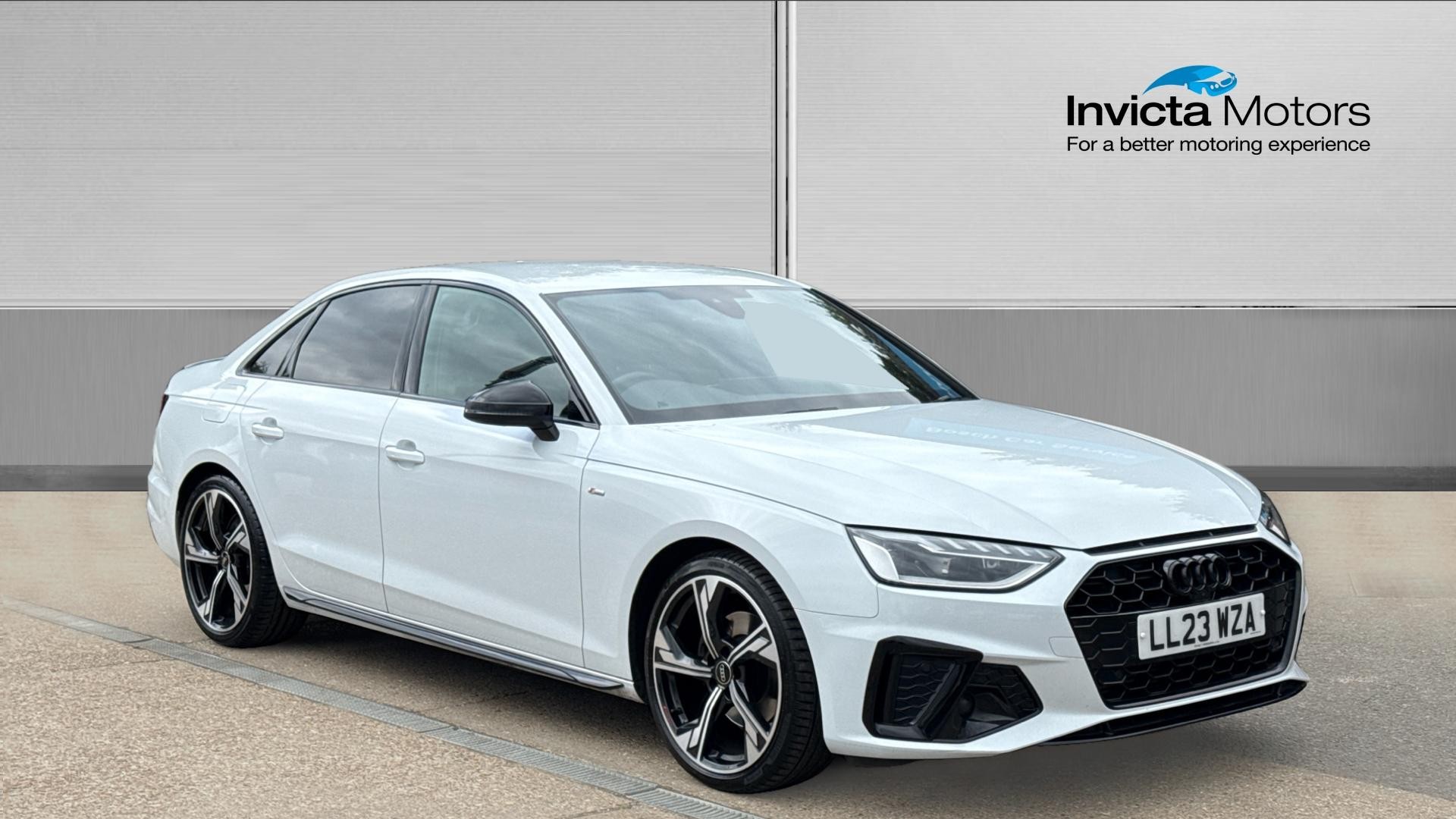 Main listing image - Audi A4