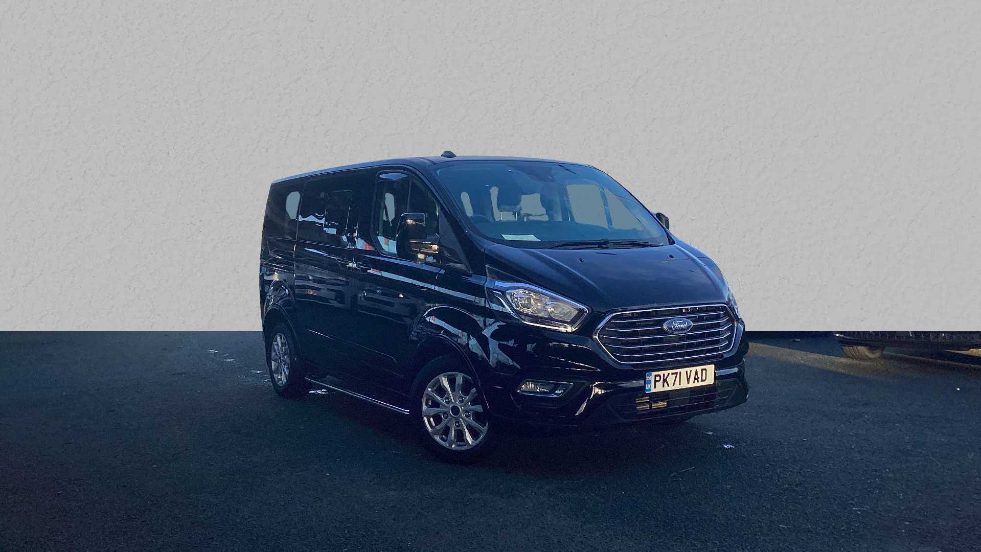 Main listing image - Ford Tourneo Custom