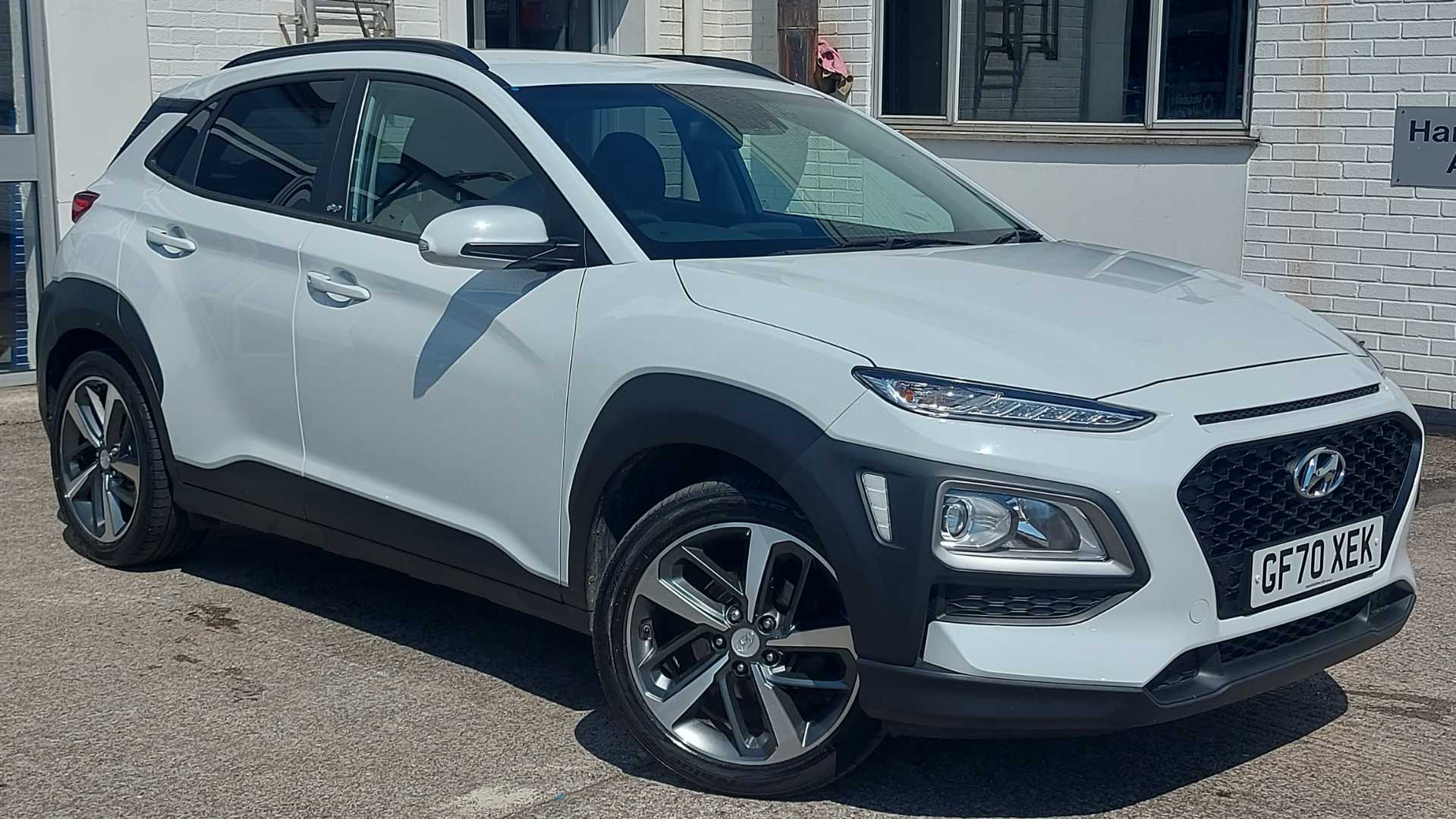 Main listing image - Hyundai Kona