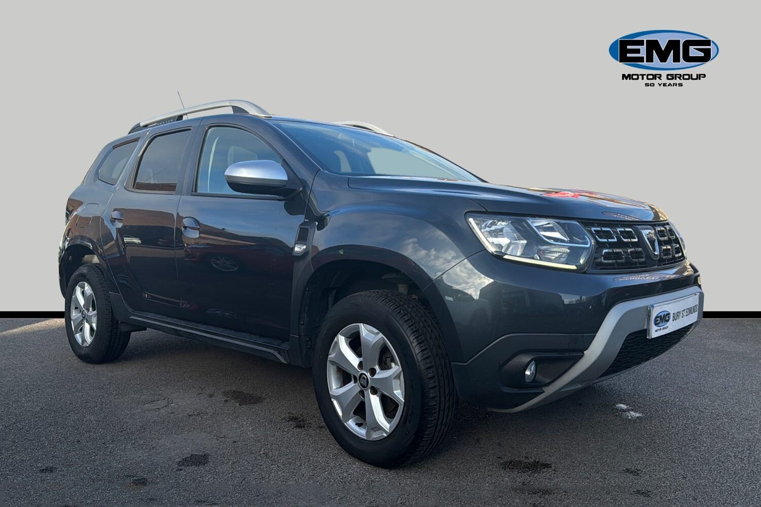 Main listing image - Dacia Duster