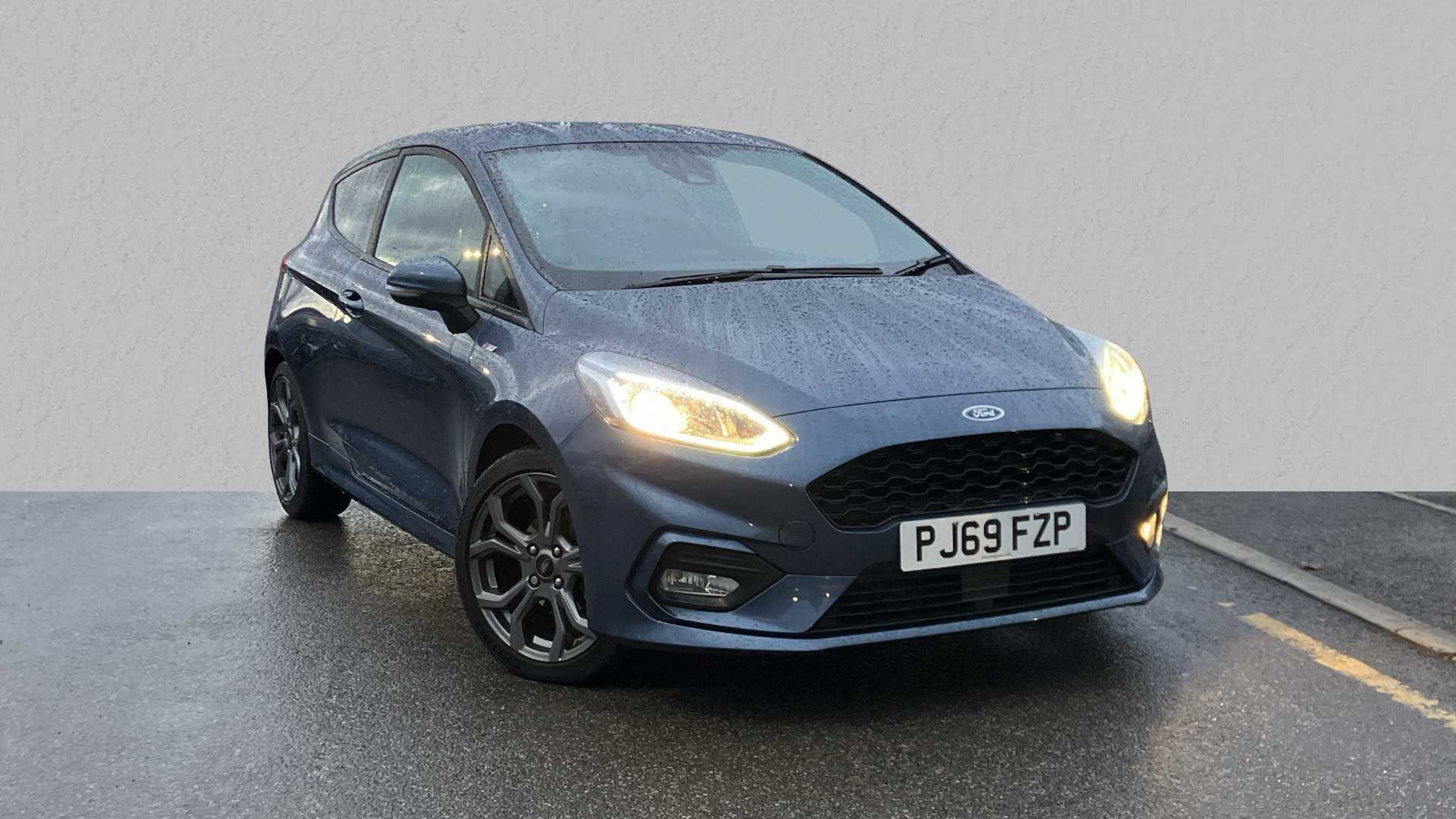 Main listing image - Ford Fiesta