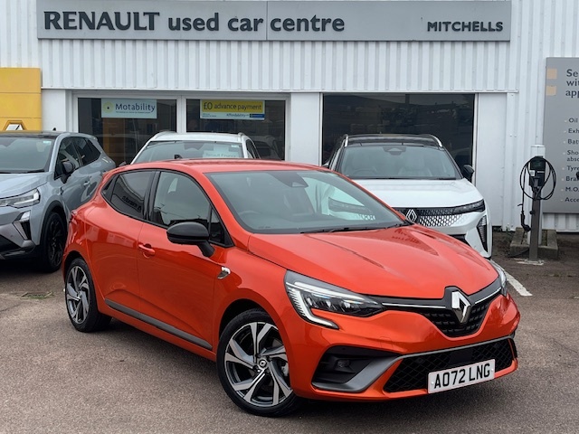 Main listing image - Renault Clio