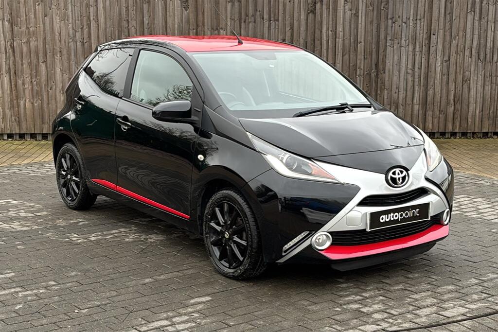 Main listing image - Toyota Aygo
