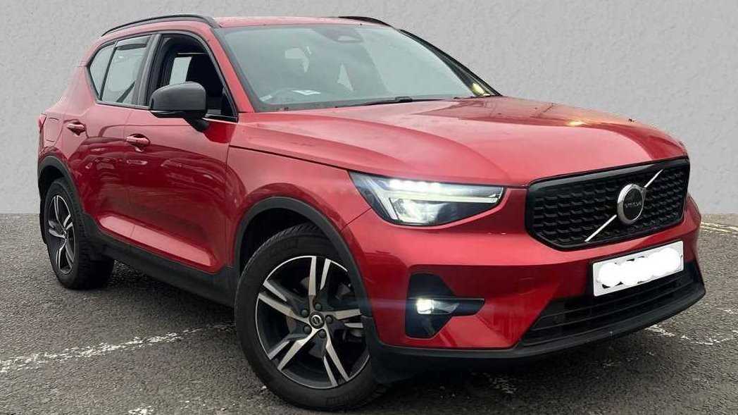 Main listing image - Volvo XC40