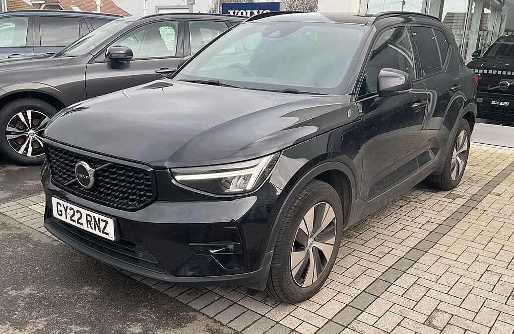 Main listing image - Volvo XC40