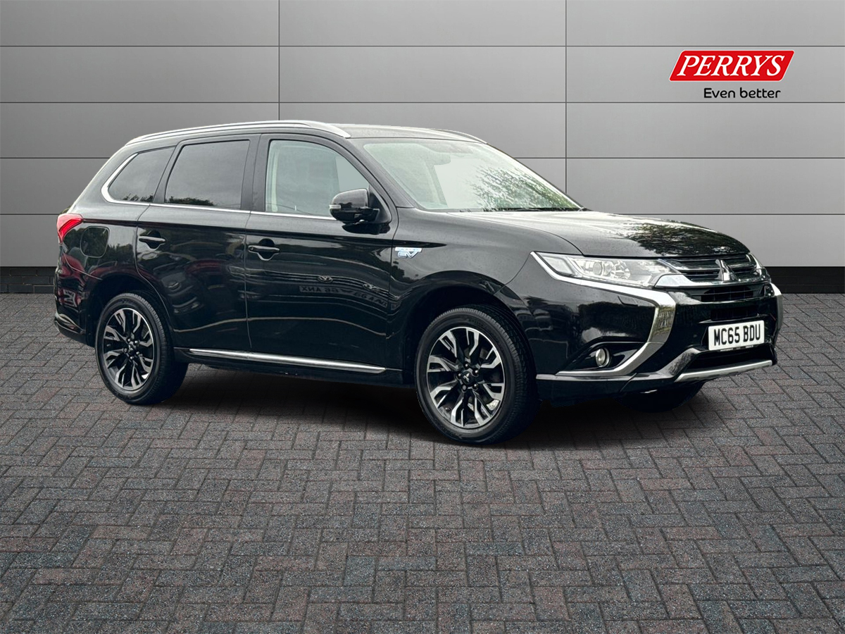 Main listing image - Mitsubishi Outlander