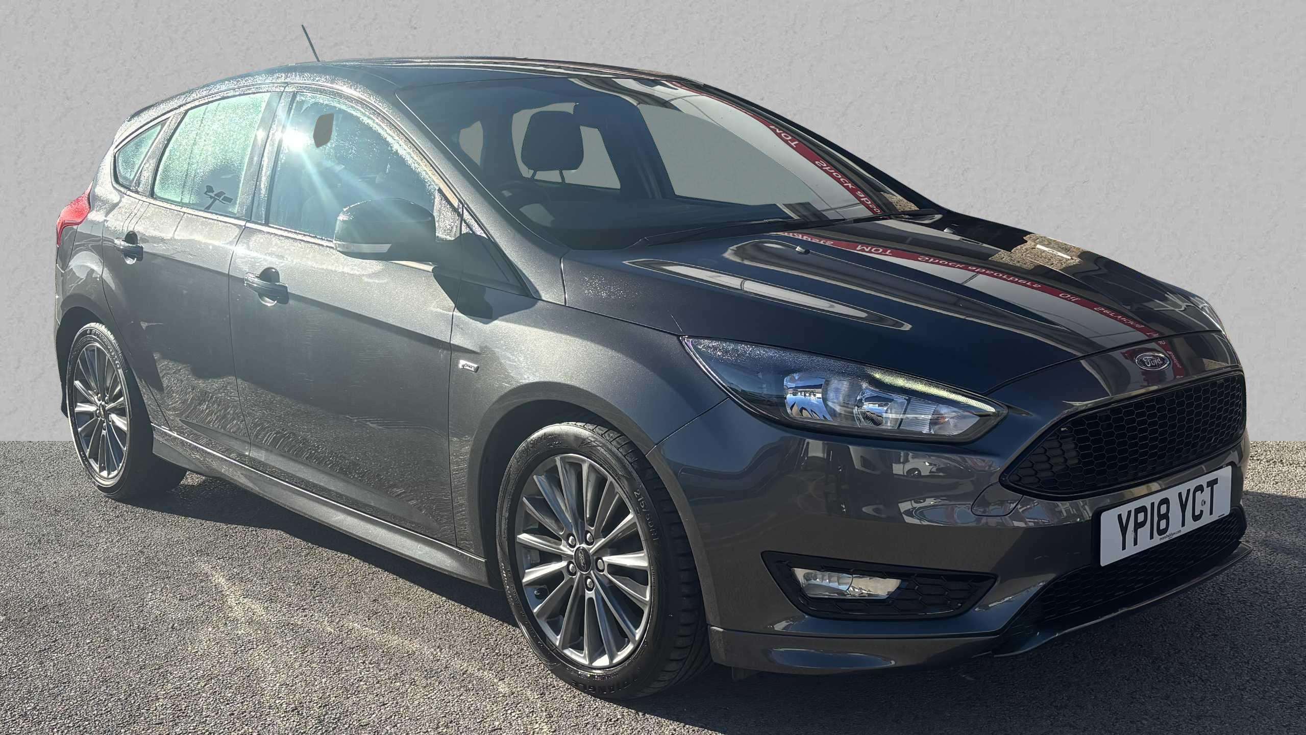 Main listing image - Ford Focus