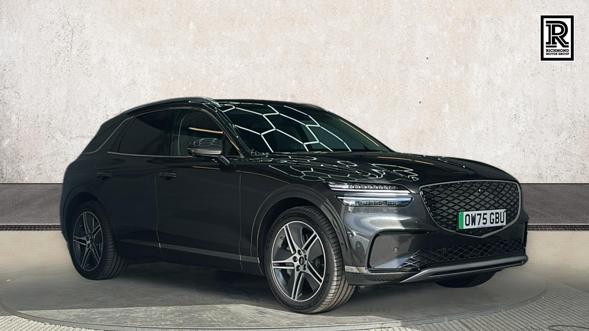 Main listing image - Genesis Gv70