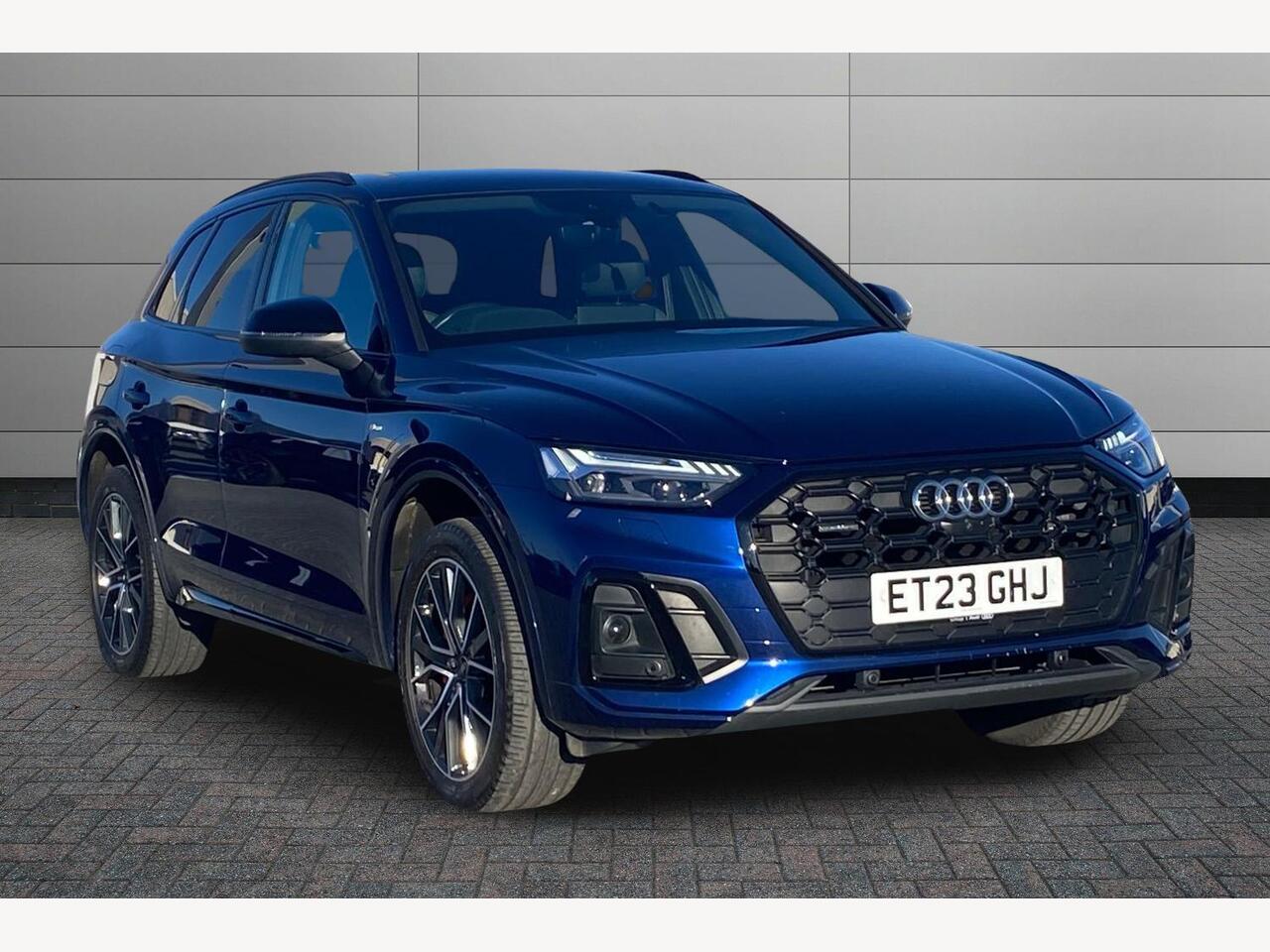 Main listing image - Audi Q5