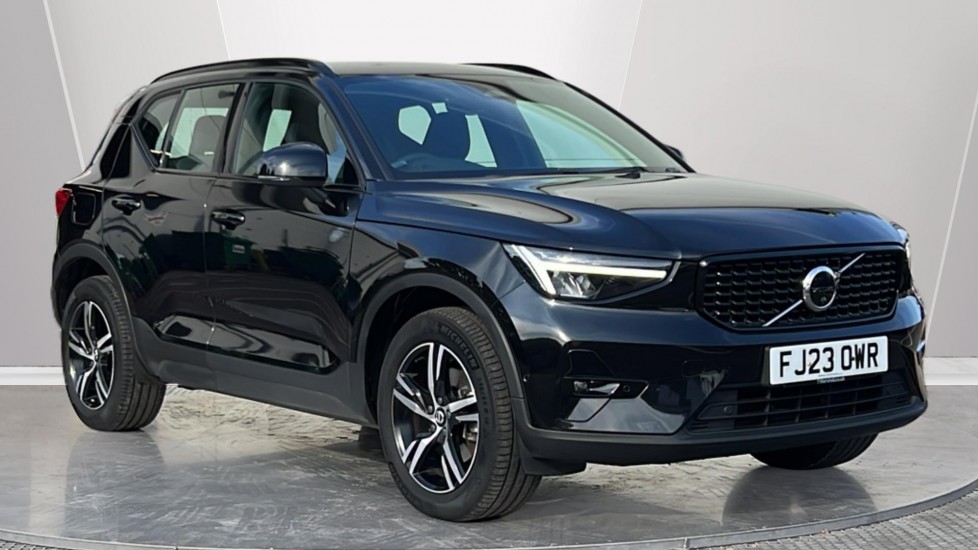 Main listing image - Volvo XC40