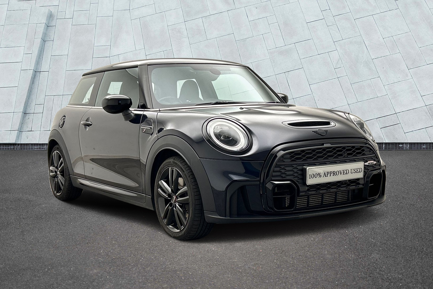 Main listing image - MINI Hatchback