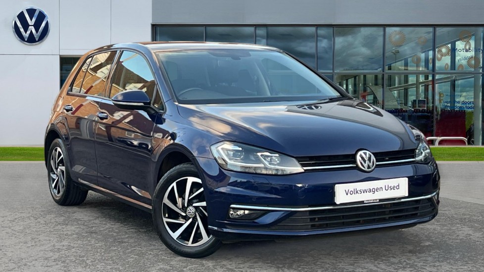 Main listing image - Volkswagen Golf