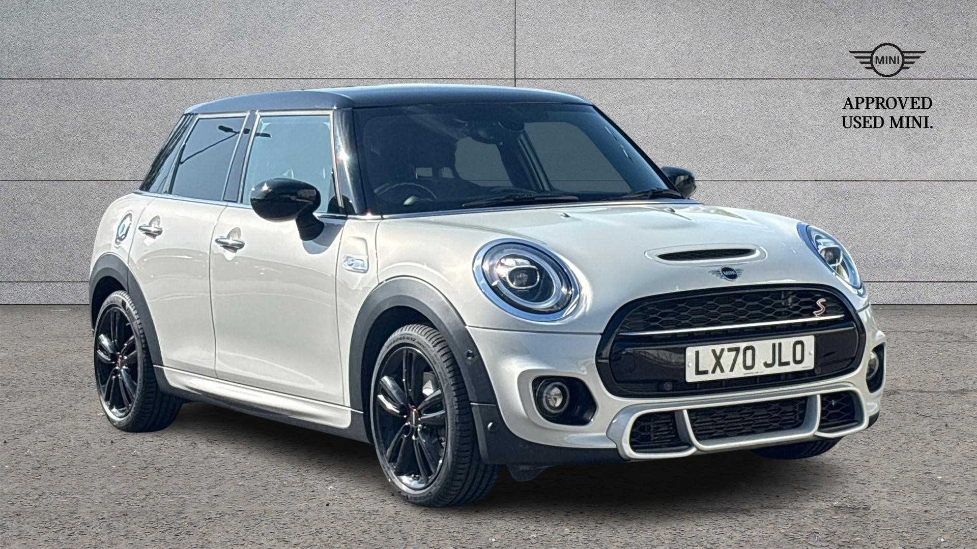 Main listing image - MINI Hatchback 5dr
