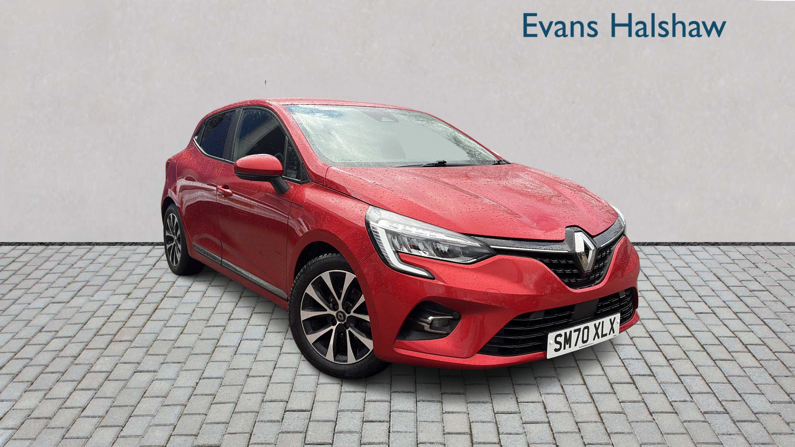 Main listing image - Renault Clio
