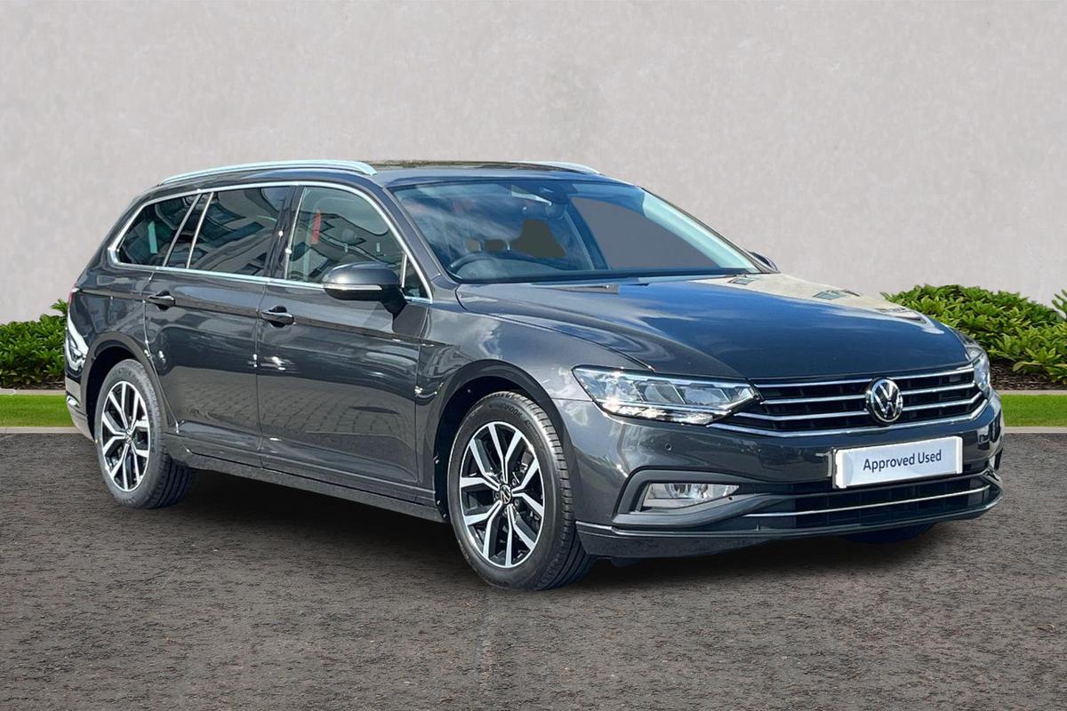 Main listing image - Volkswagen Passat Estate