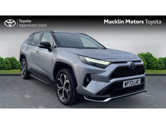 Main listing image - Toyota RAV4