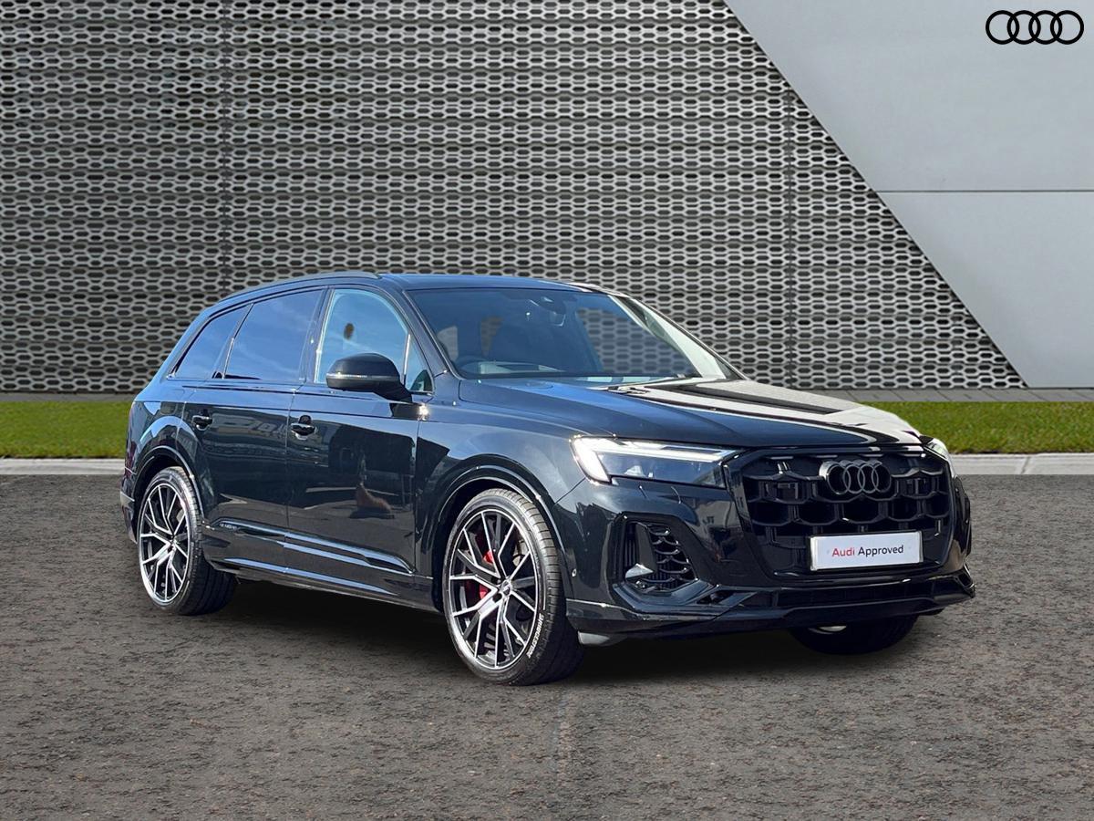 Main listing image - Audi Q7