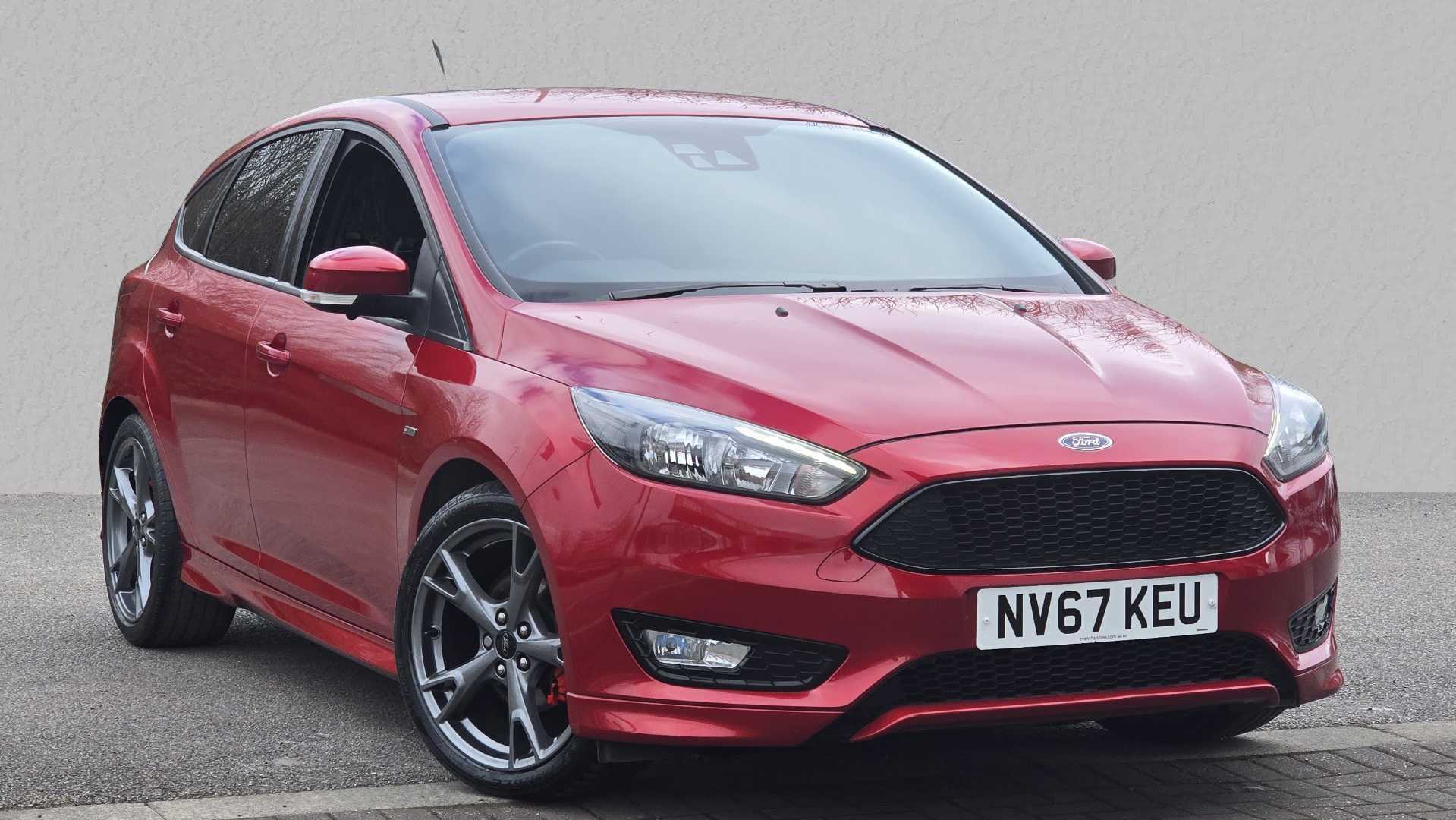 Main listing image - Ford Focus