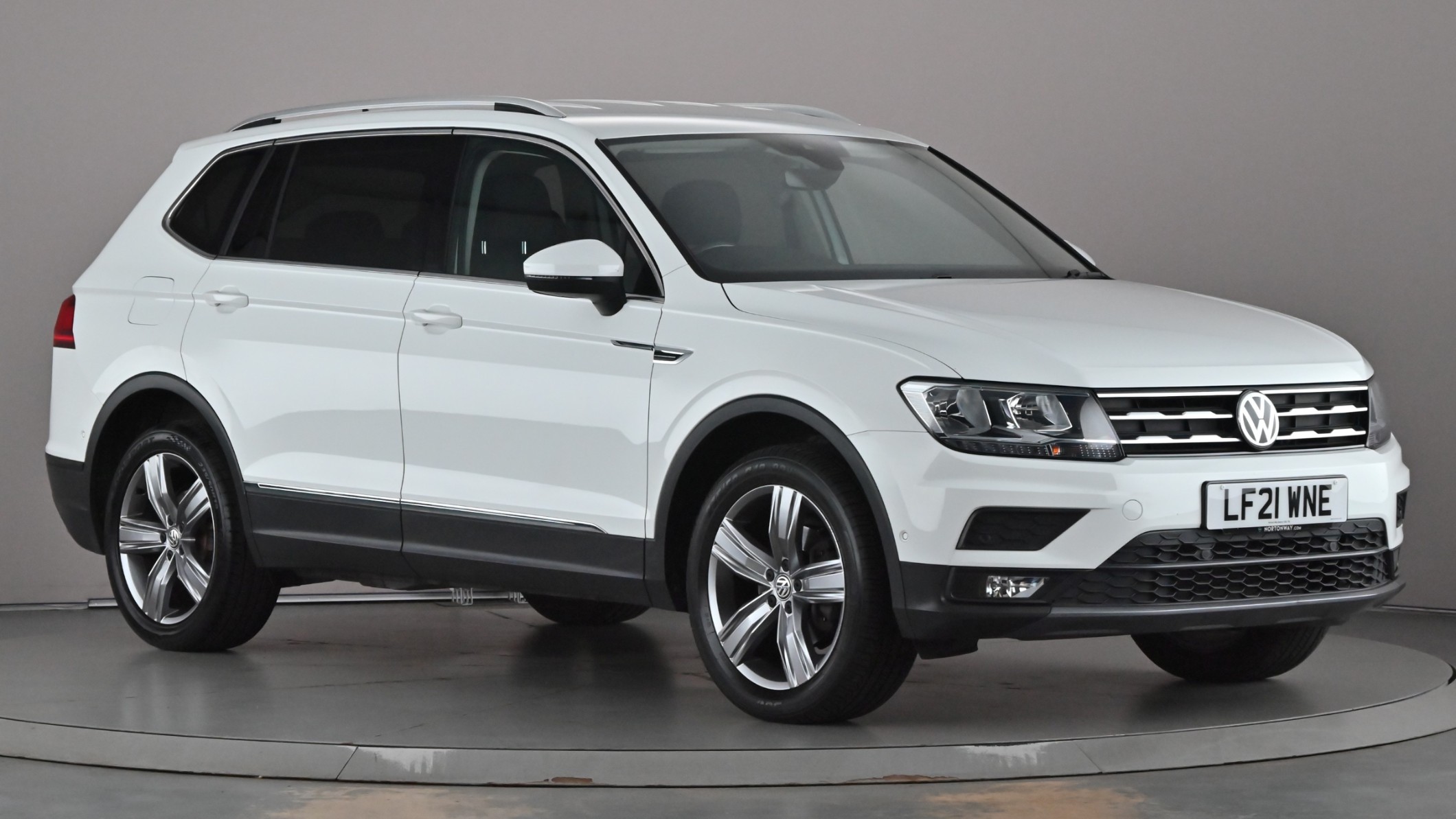 Main listing image - Volkswagen Tiguan Allspace