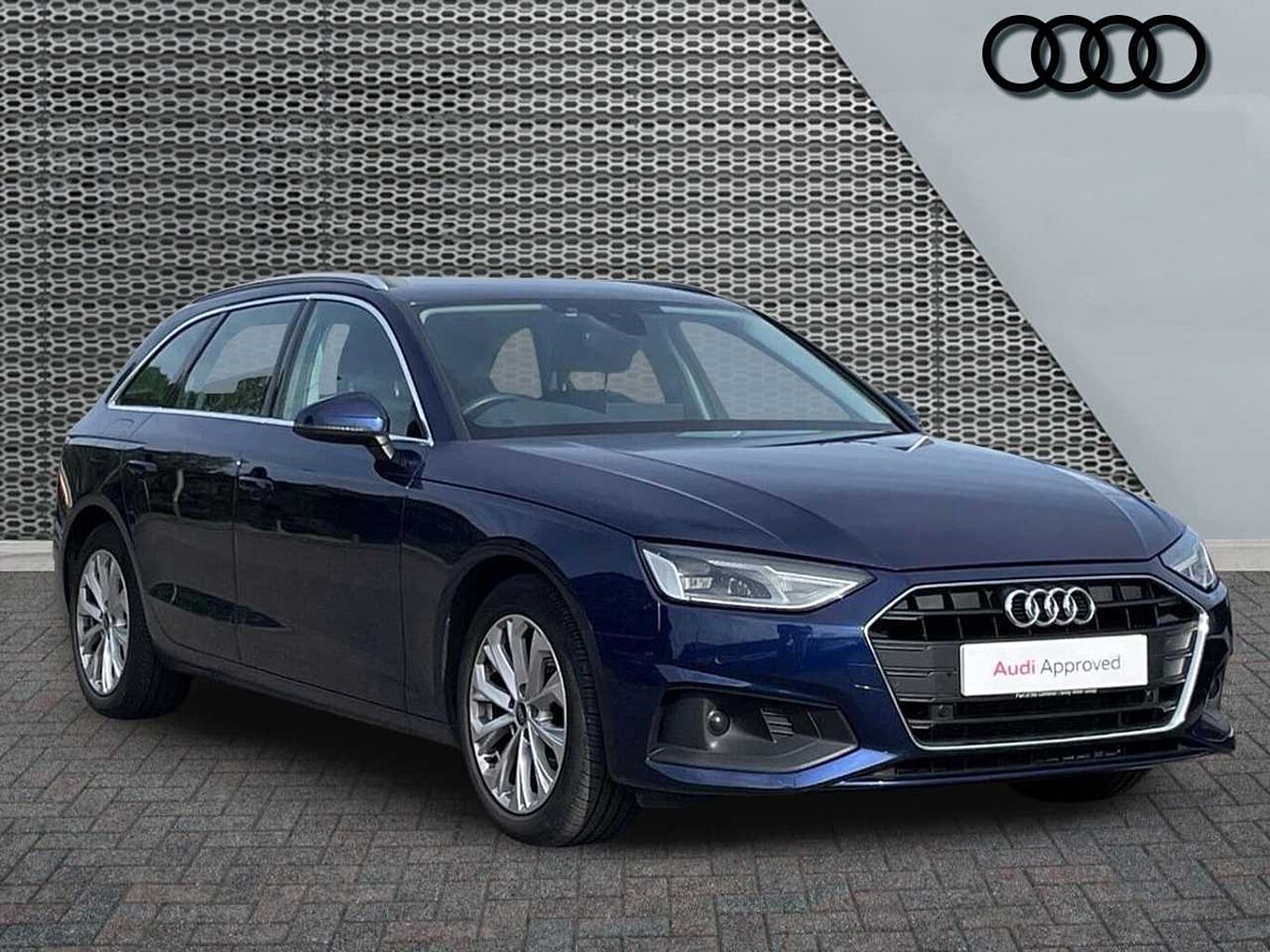 Main listing image - Audi A4