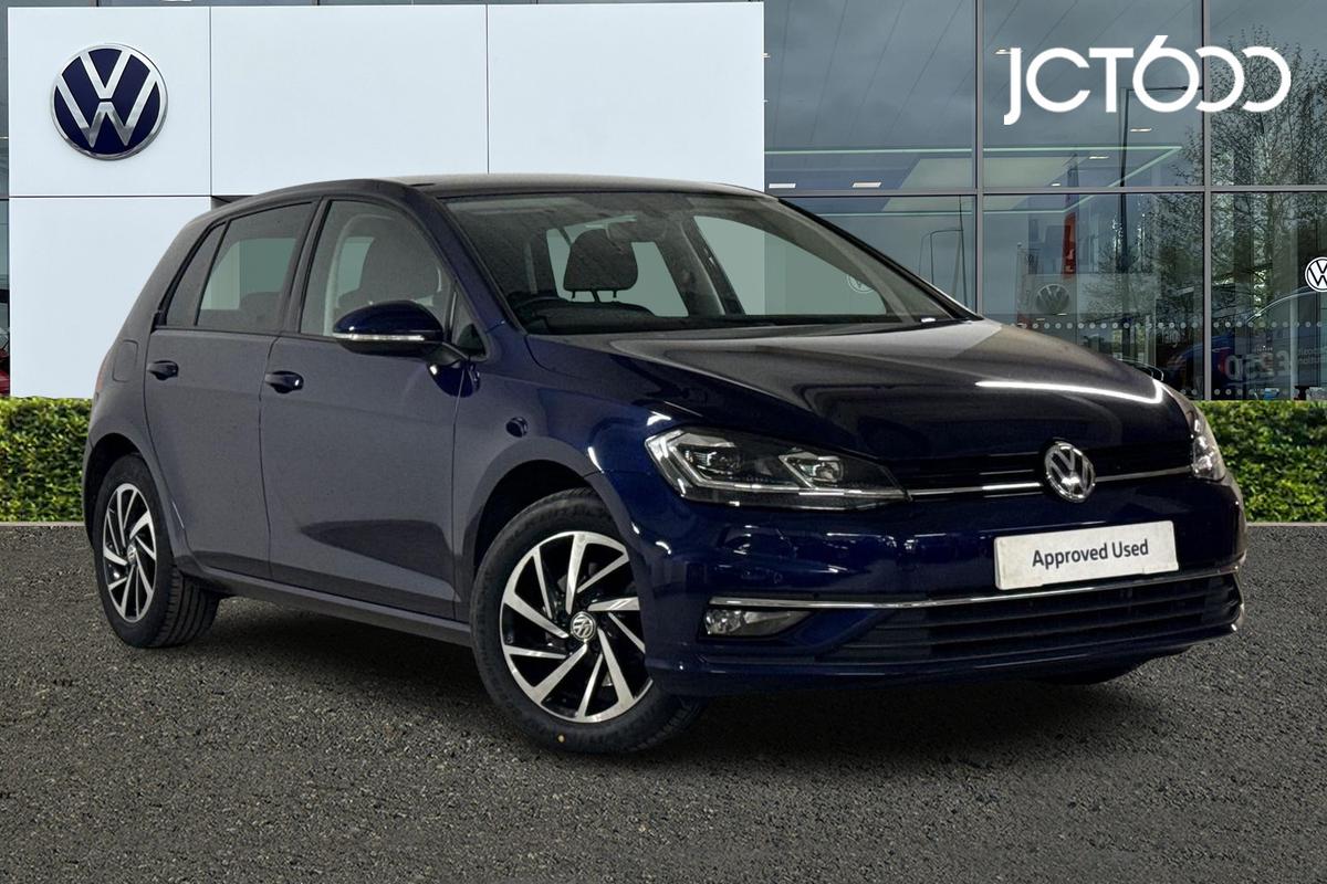 Main listing image - Volkswagen Golf