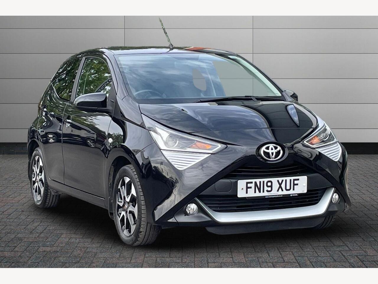 Main listing image - Toyota Aygo