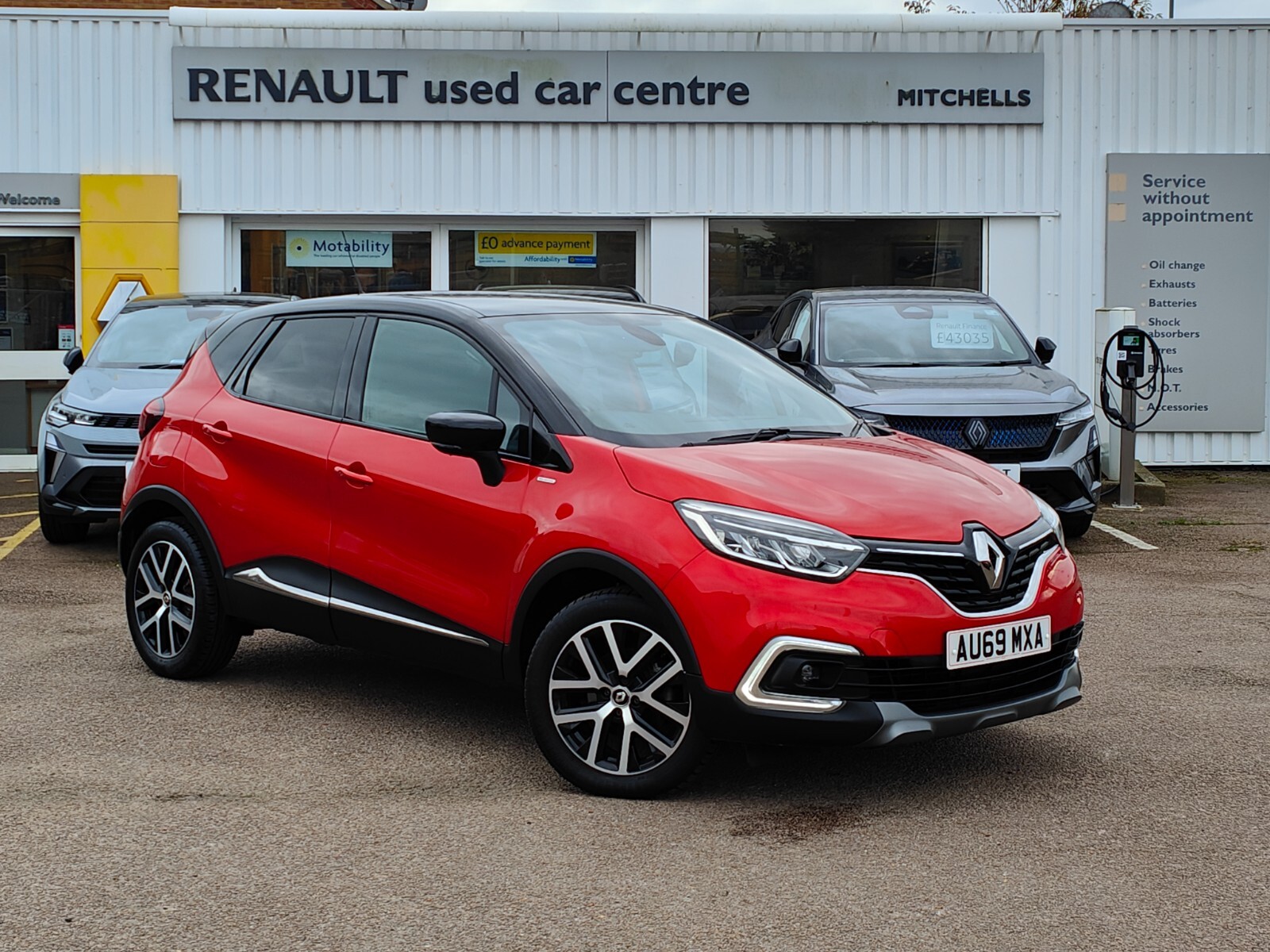 Main listing image - Renault Captur