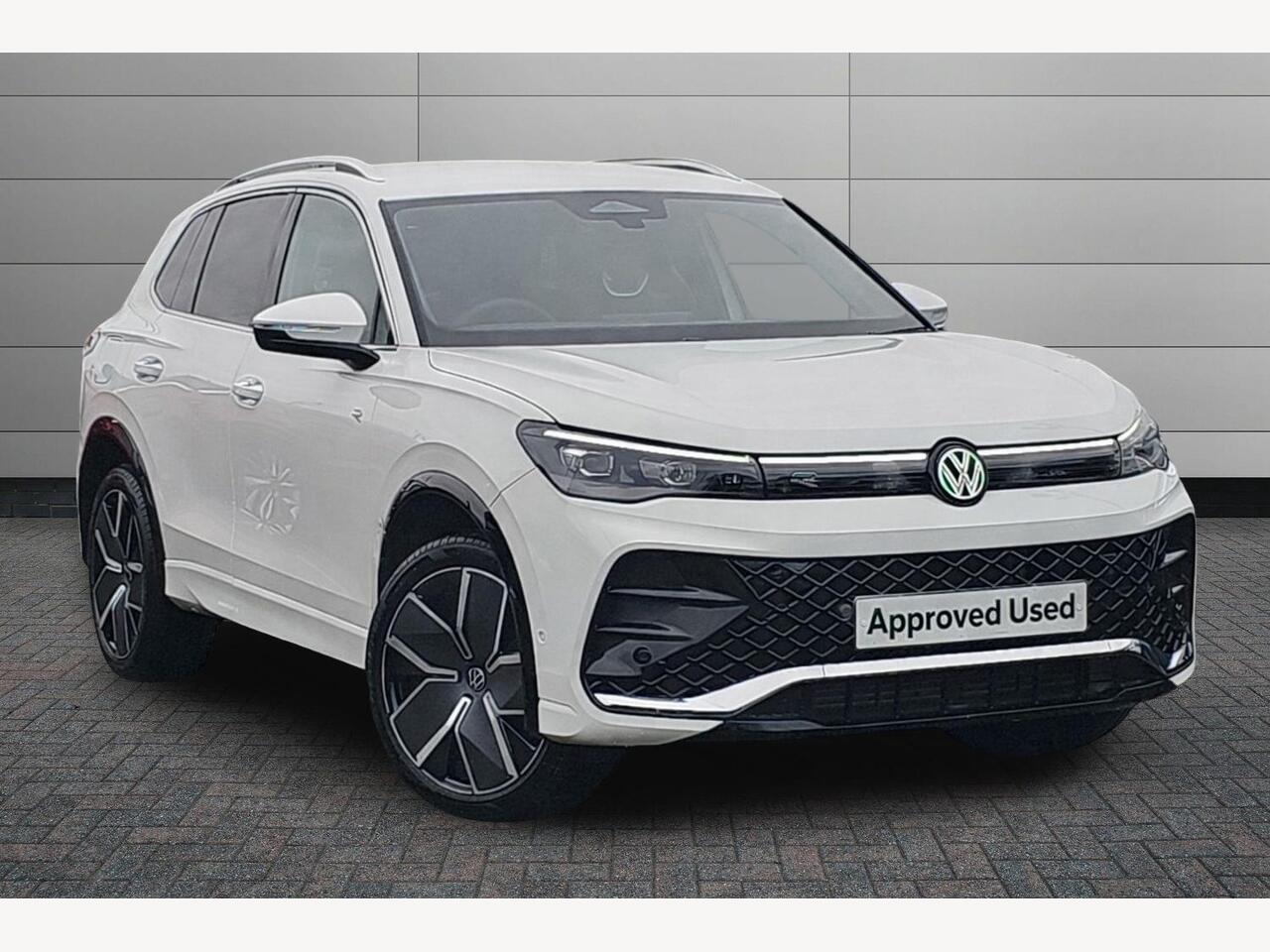 Main listing image - Volkswagen Tiguan