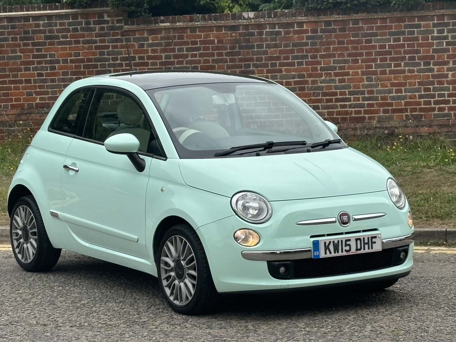 Main listing image - Fiat 500