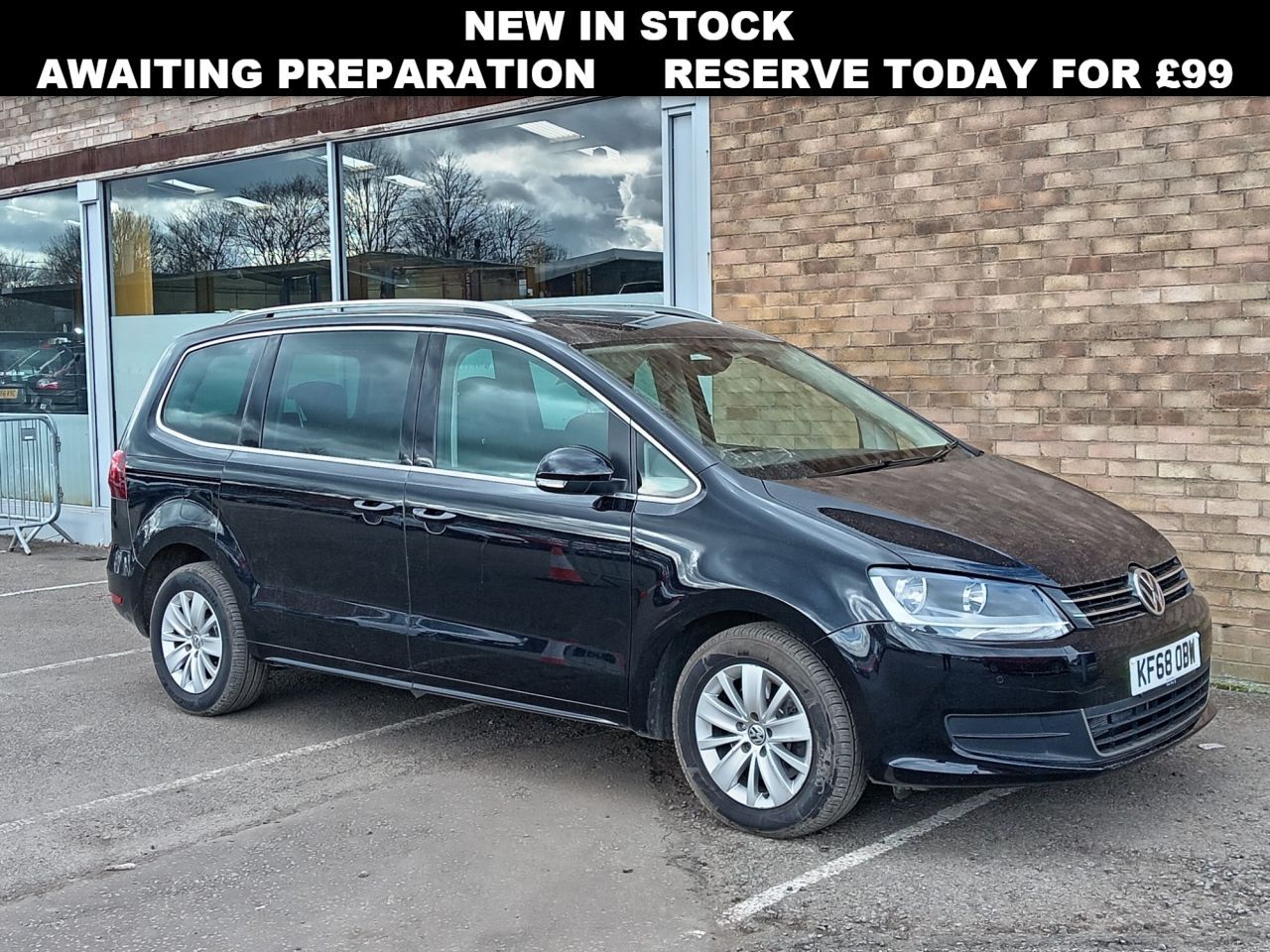 Main listing image - Volkswagen Sharan