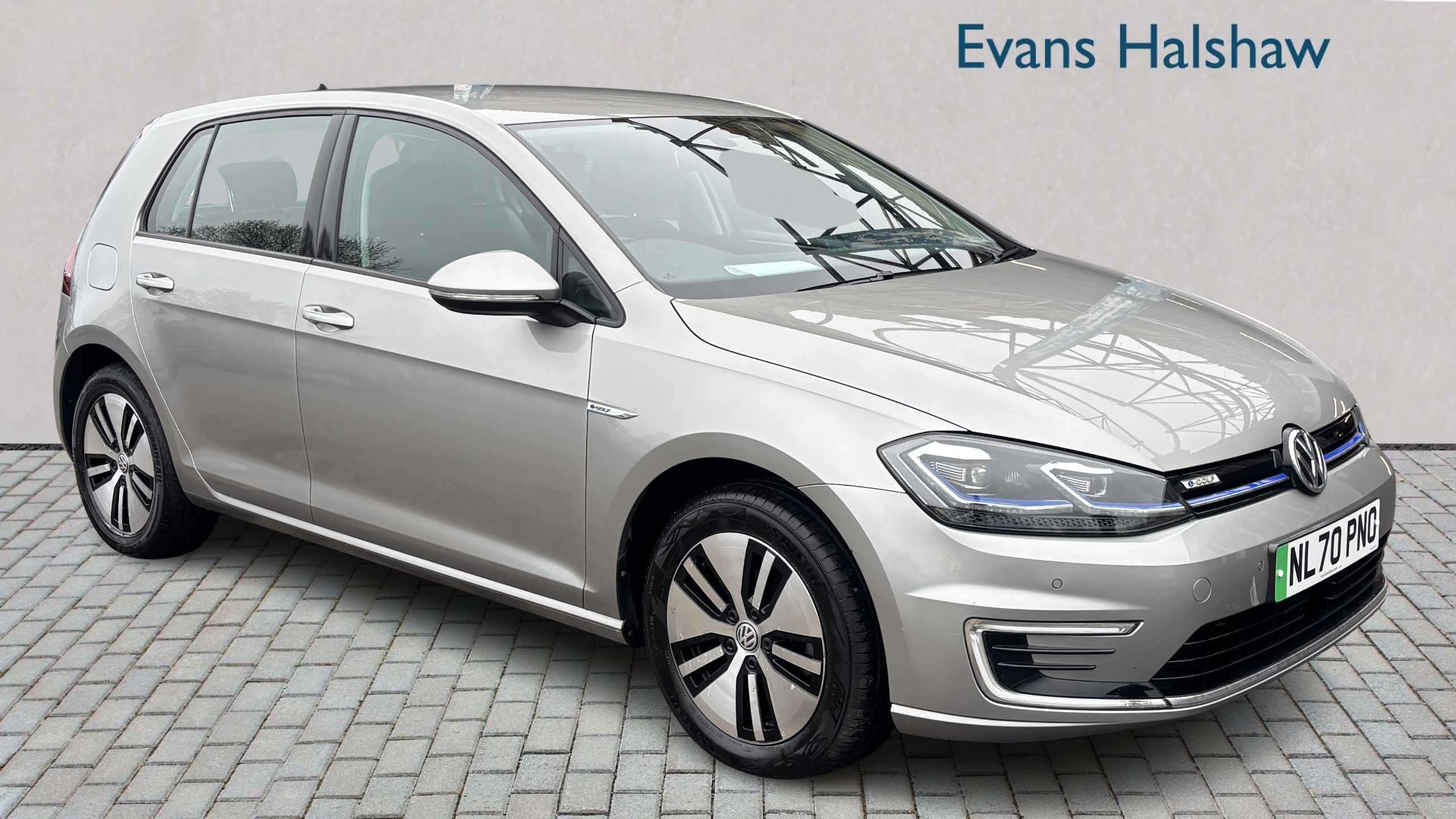 Main listing image - Volkswagen e-Golf