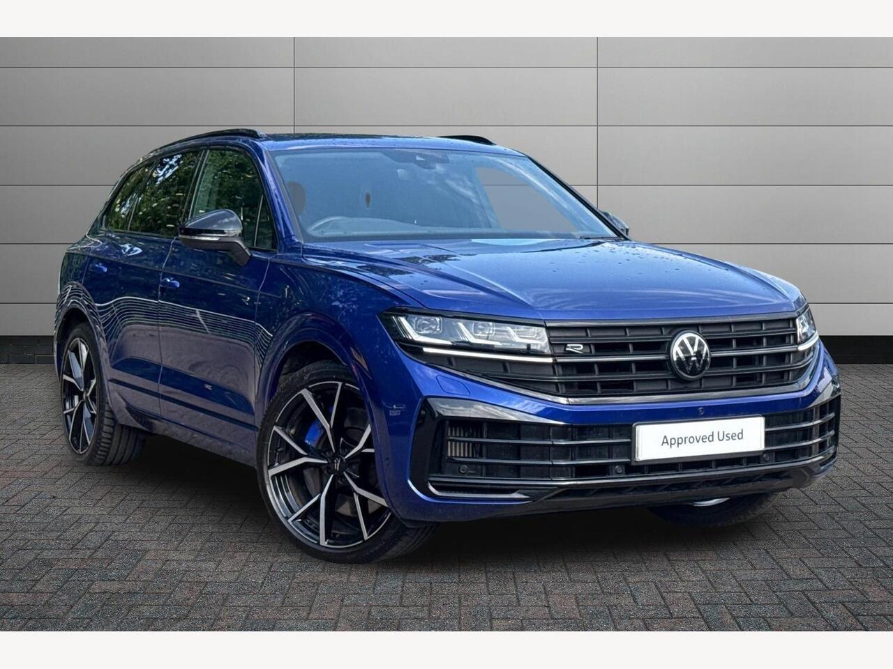 Main listing image - Volkswagen Touareg
