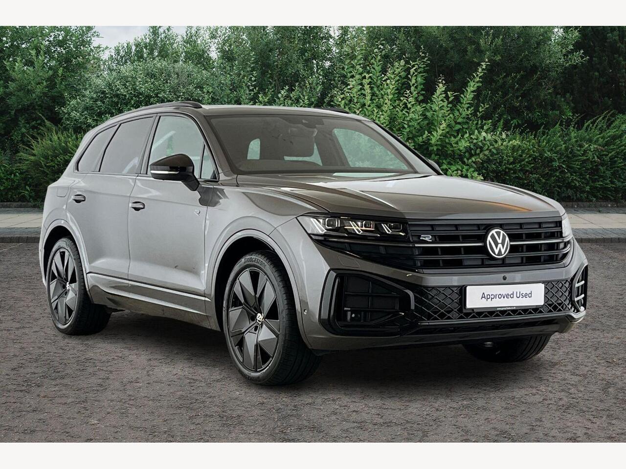 Main listing image - Volkswagen Touareg