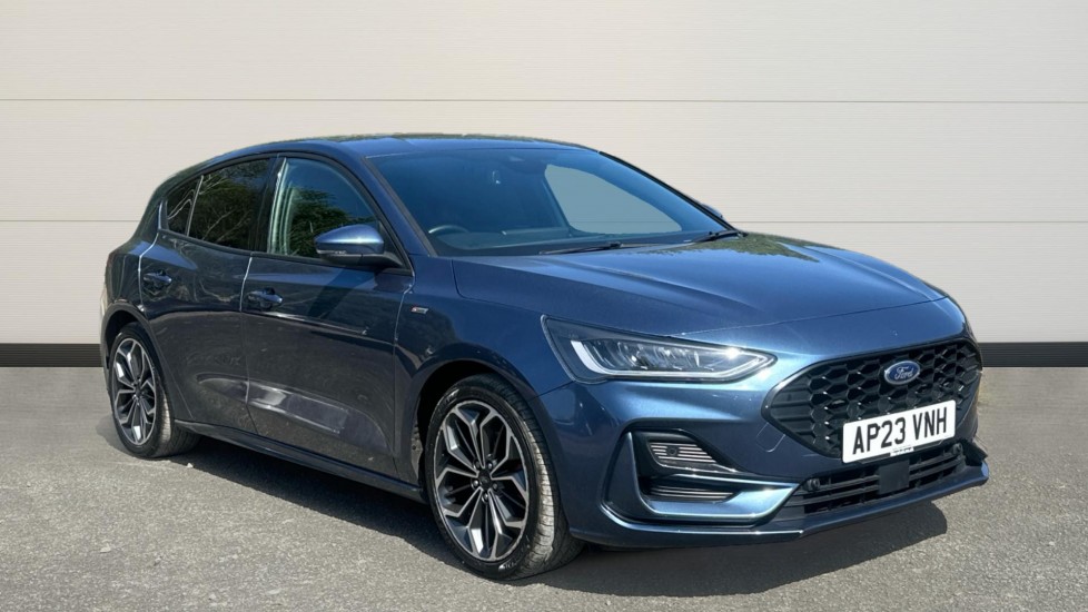 Main listing image - Ford Focus