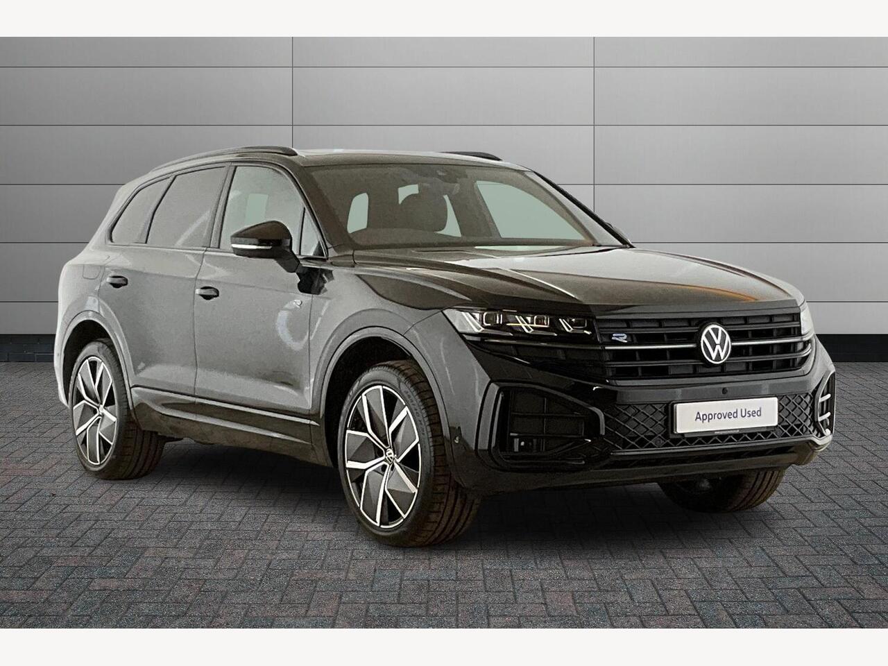 Main listing image - Volkswagen Touareg