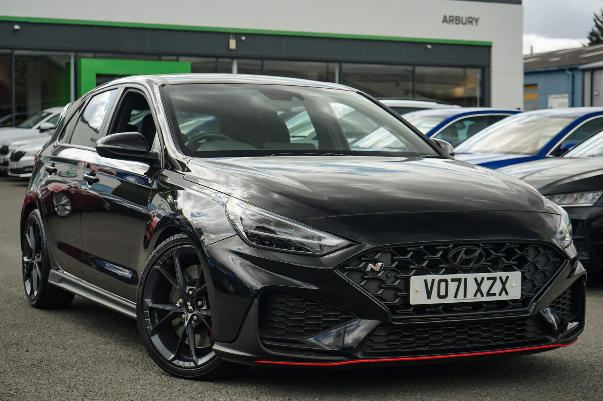 Main listing image - Hyundai i30