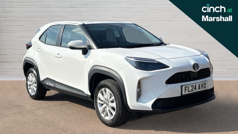 Main listing image - Toyota Yaris Cross