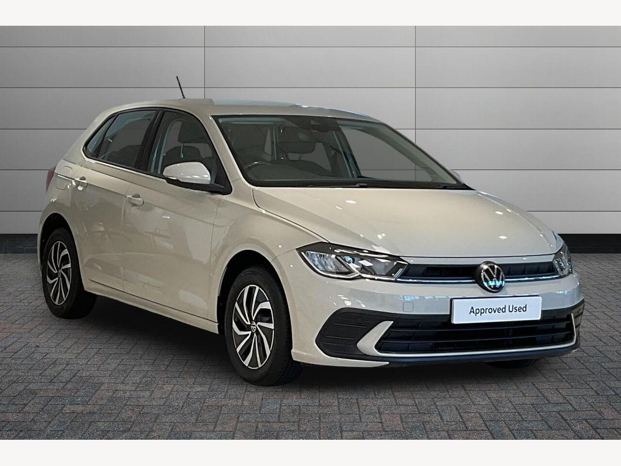 Main listing image - Volkswagen Polo