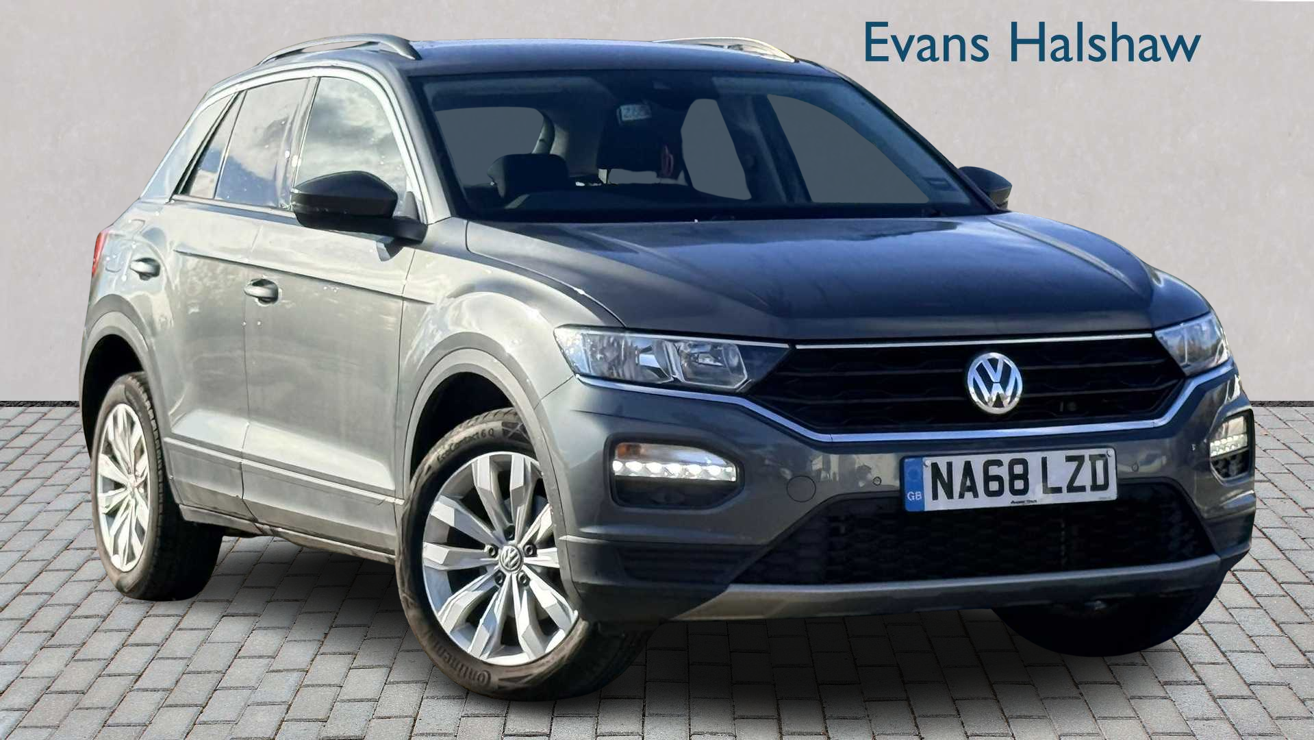 Main listing image - Volkswagen T-Roc