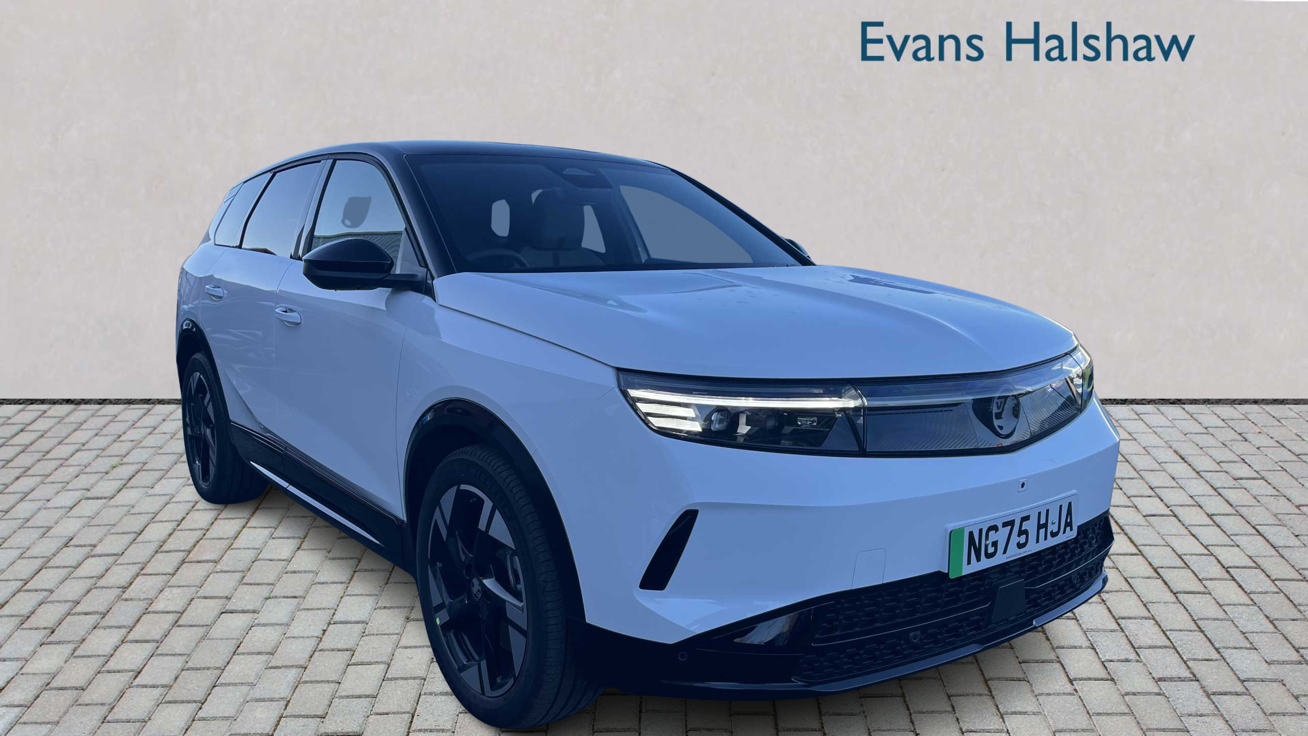 Main listing image - Vauxhall Grandland